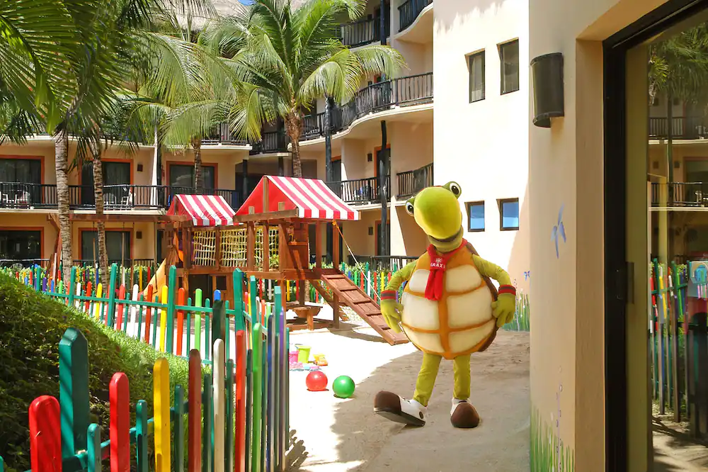 CataloniaRivieraMaya14